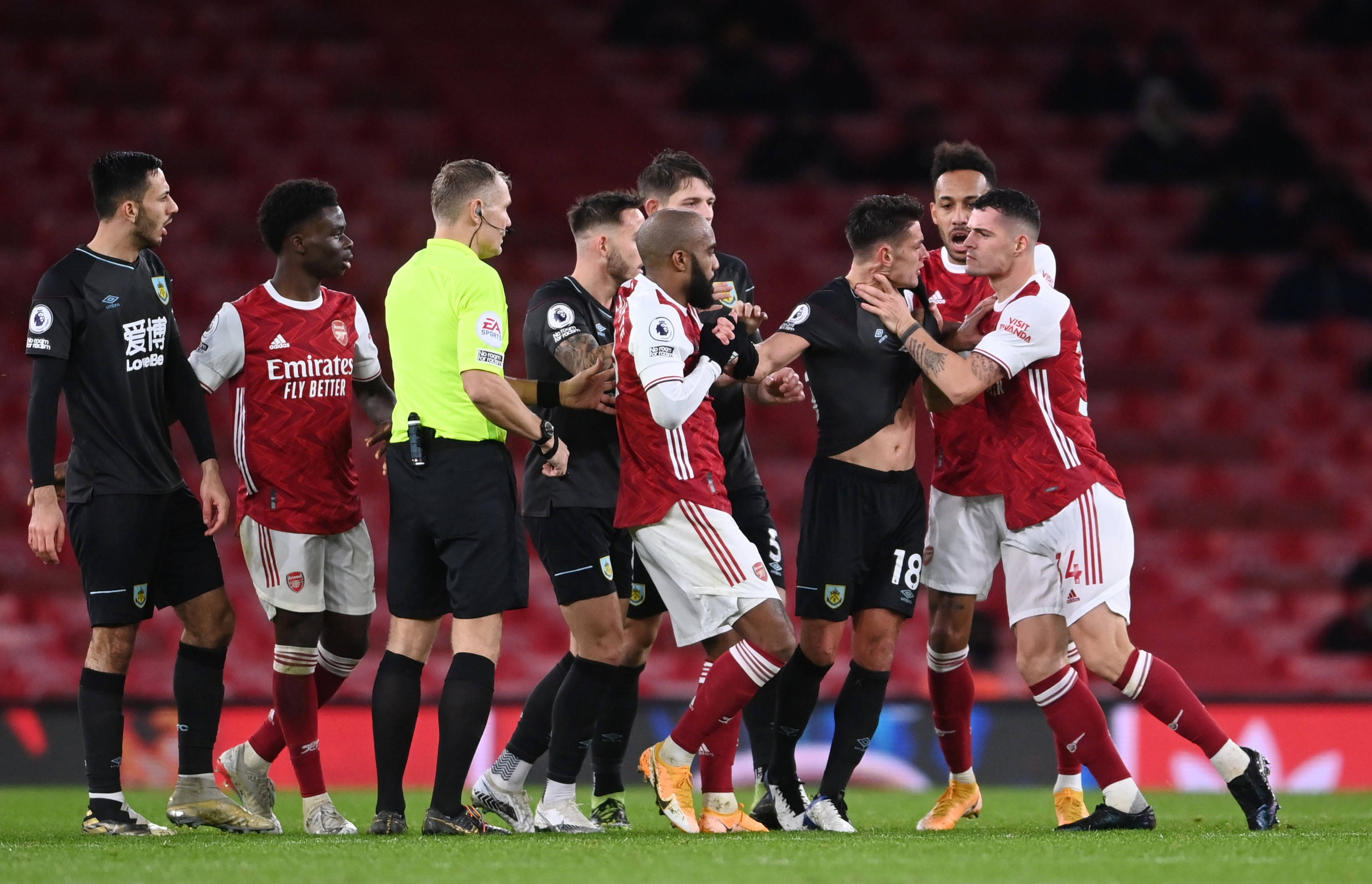 通过分析他 通过分析他